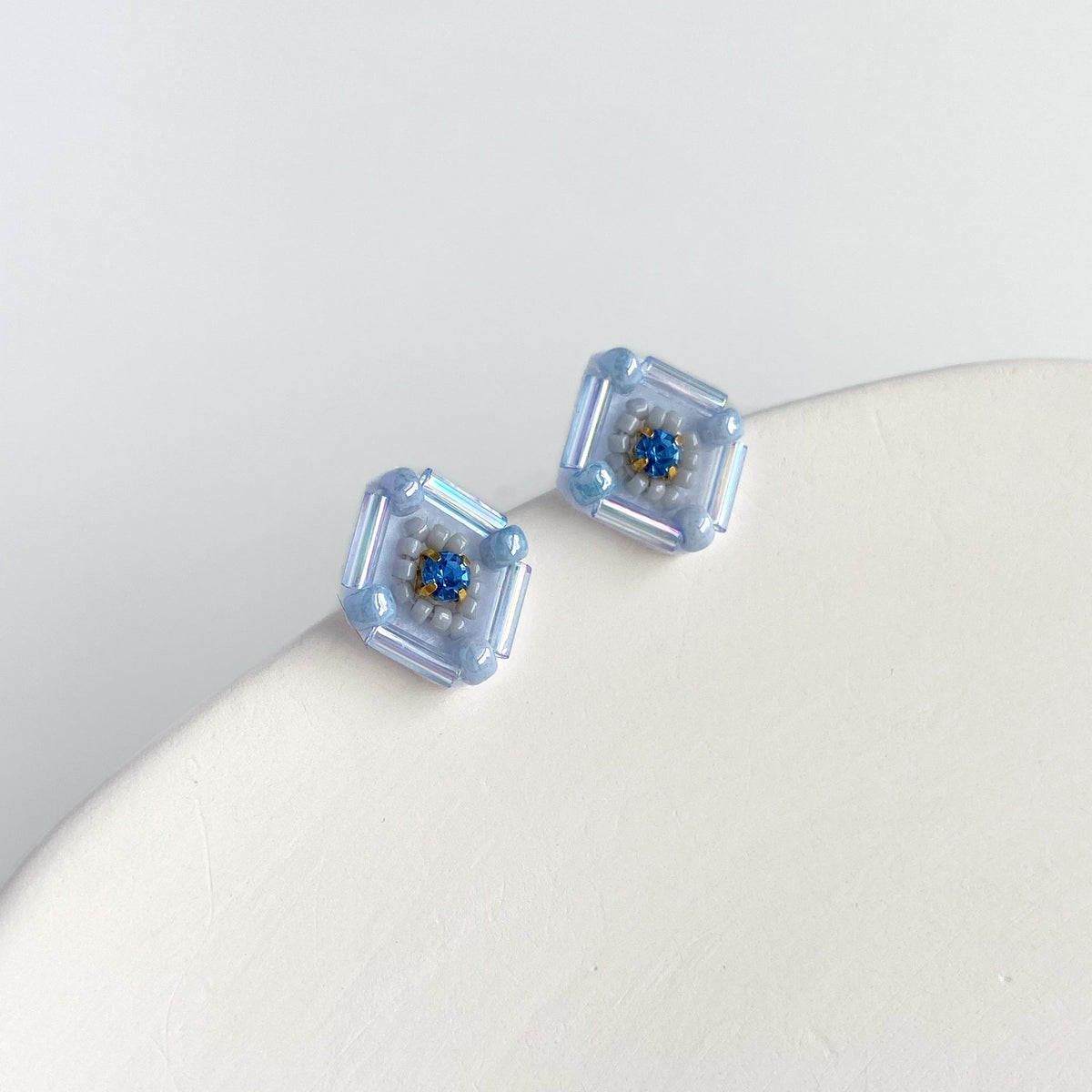 IE331_Bead Embroidered Earrings