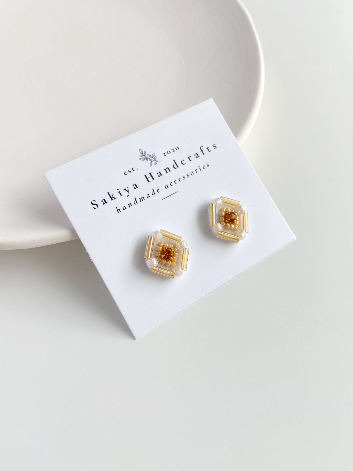 IE333_Bead Embroidered Earrings