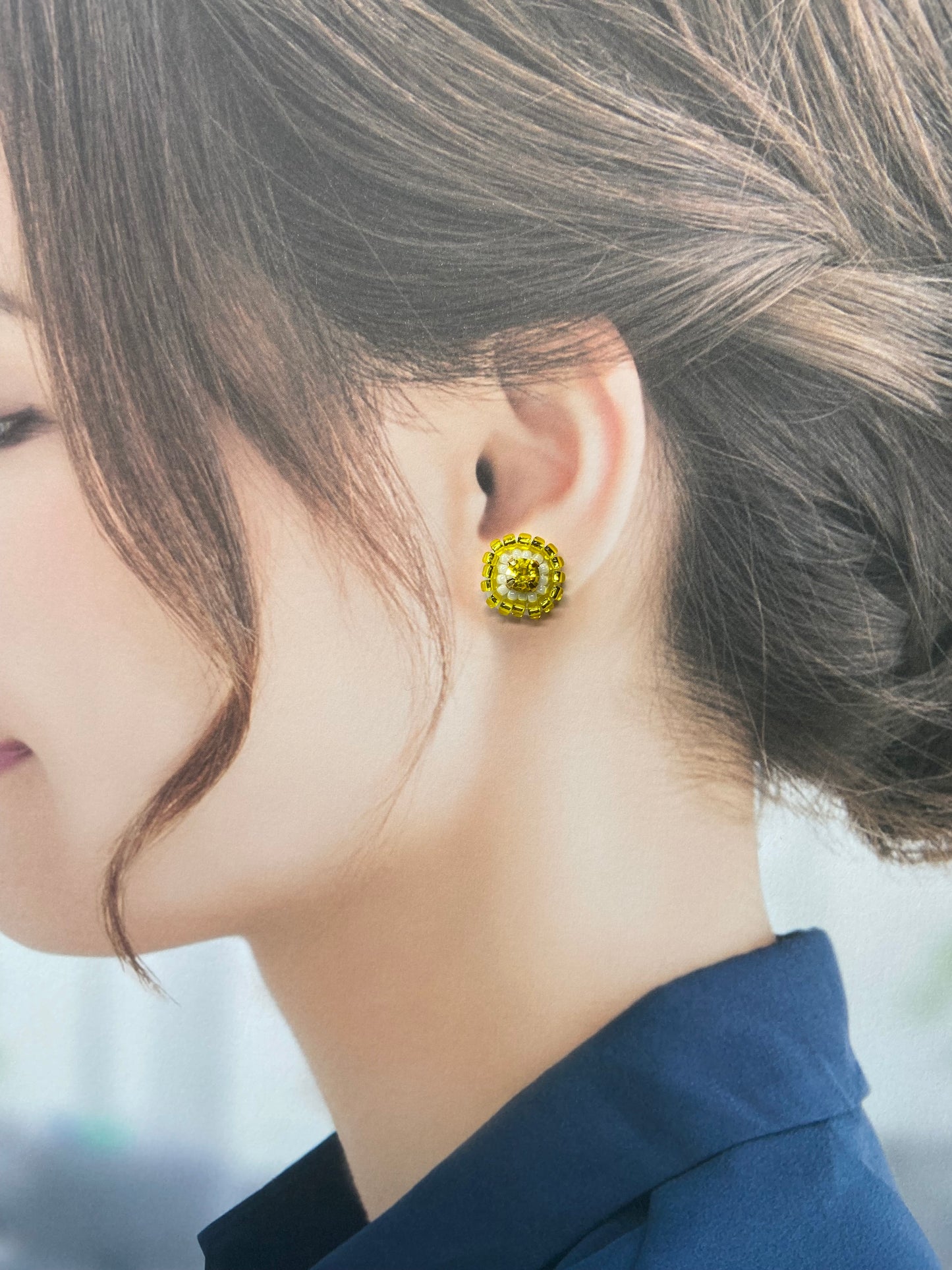IE337_Bead Embroidered Earrings
