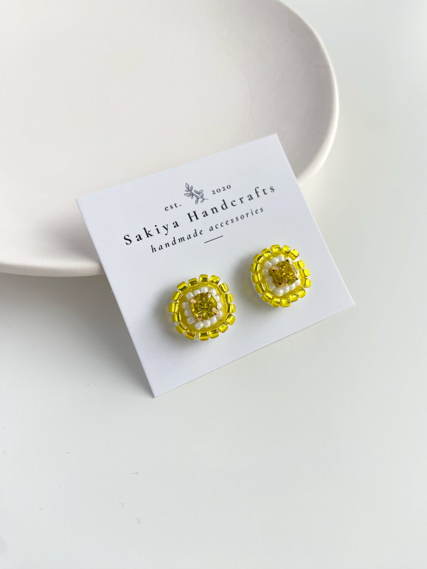 IE337_Bead Embroidered Earrings