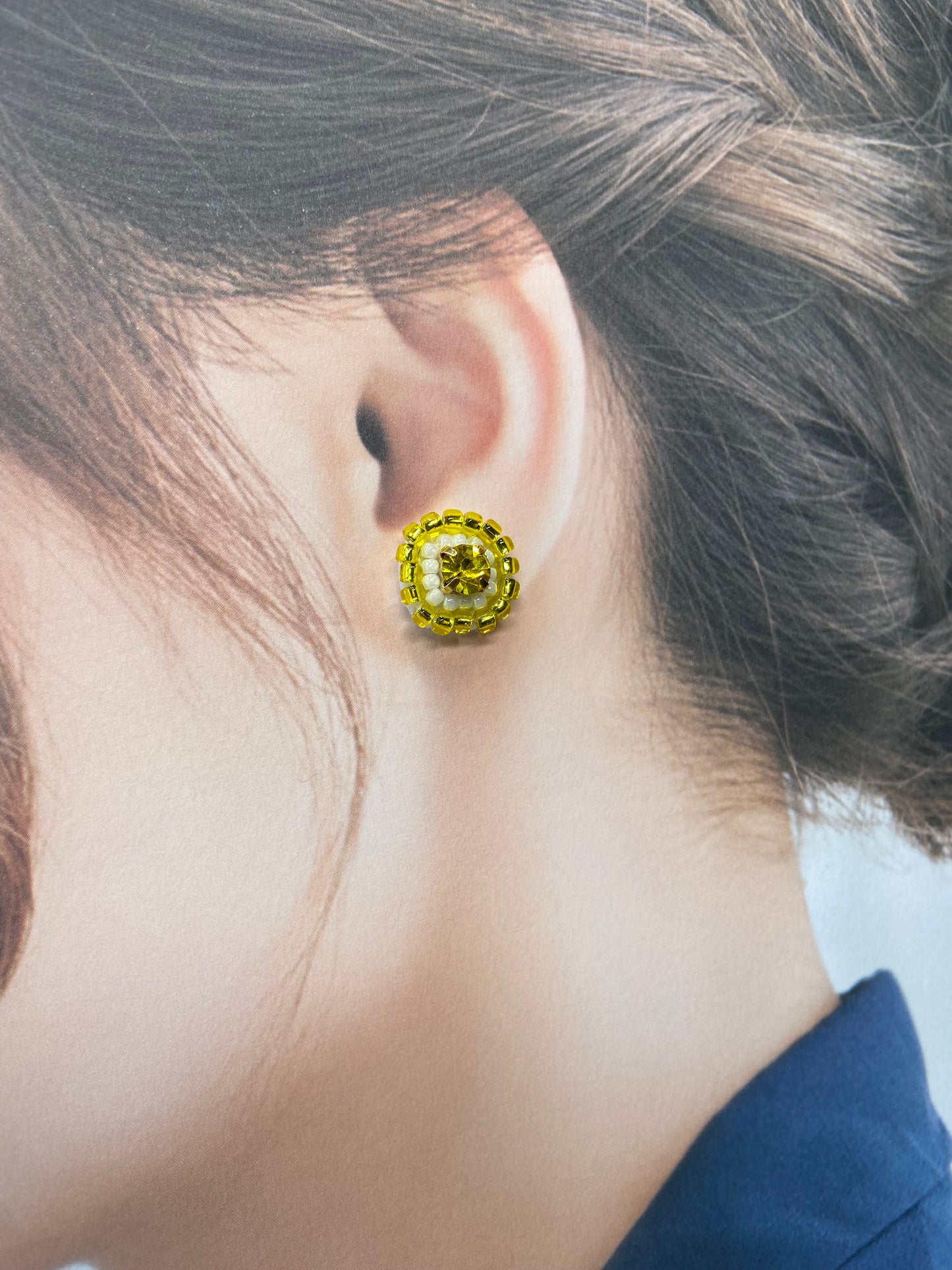 IE337_Bead Embroidered Earrings