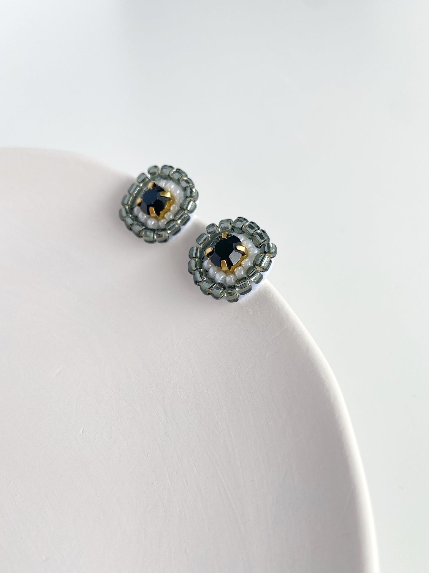 IE343_Bead Embroidered Earrings