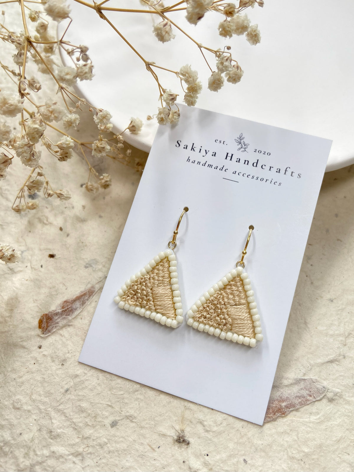 IE357_Thread & Bead Embroidered Earrings