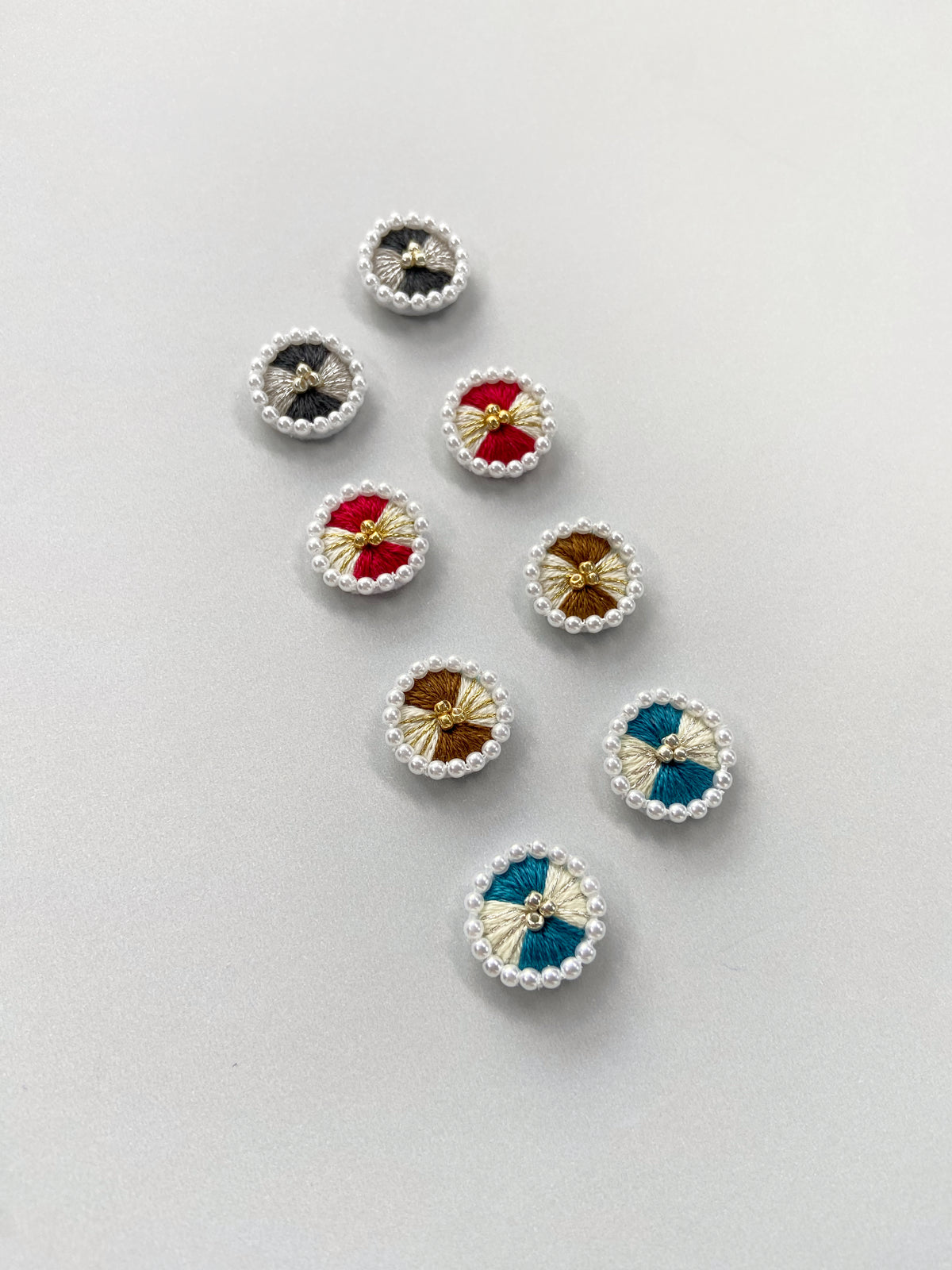 IE359_Thread & Bead Embroidered Earrings