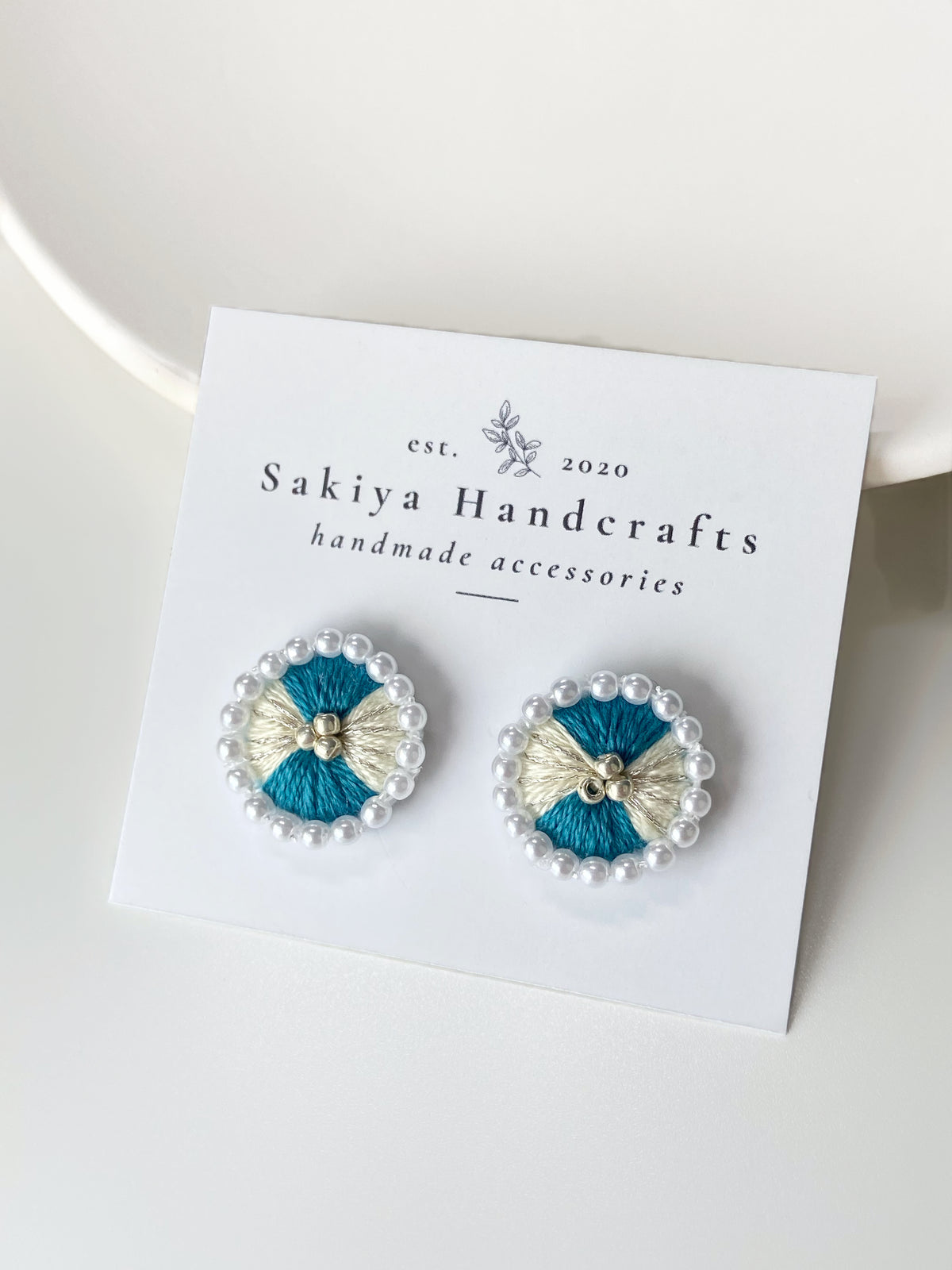 IE360_Thread & Bead Embroidered Earrings