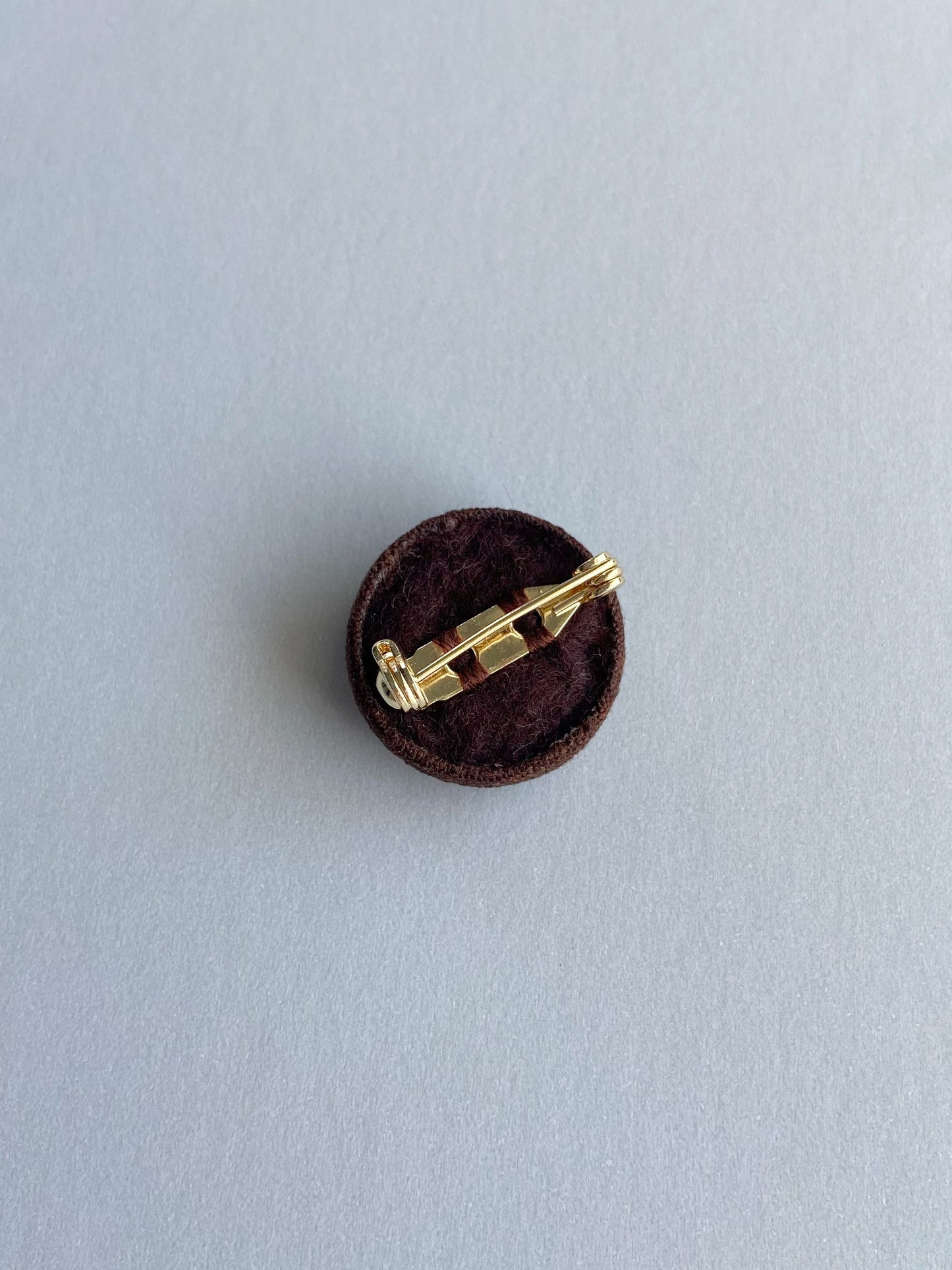 IEP006_Embroidered Brooch Pin
