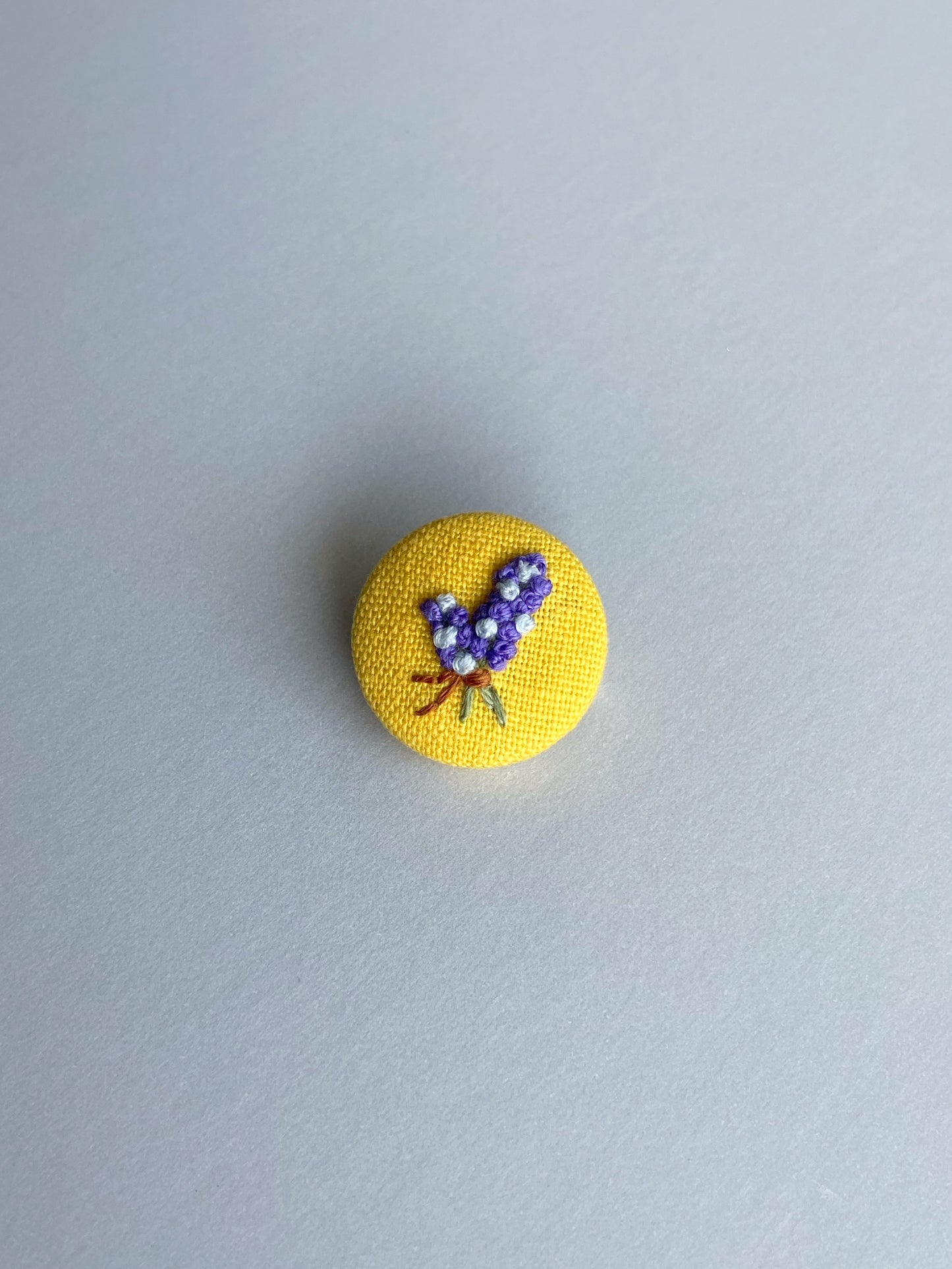 IEP007_Embroidered Brooch Pin