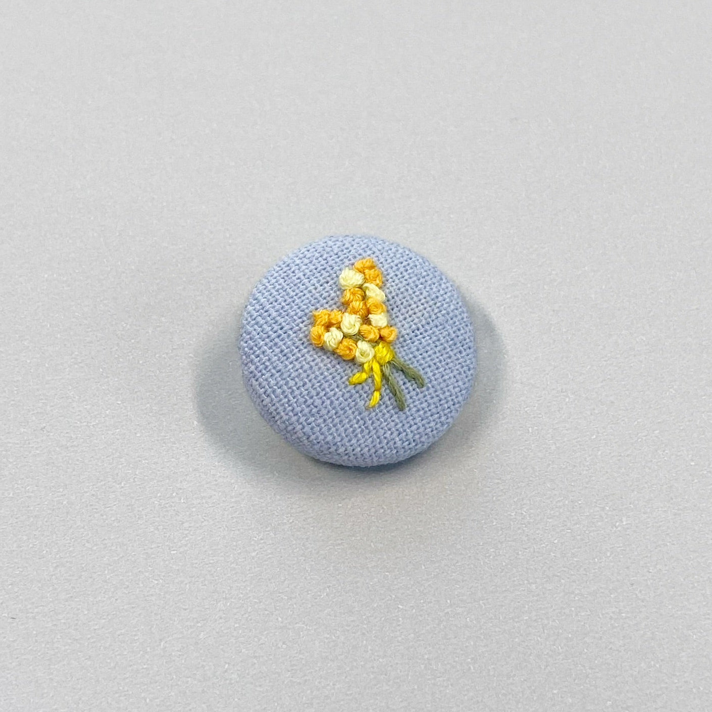 IEP009_Embroidered Brooch Pin