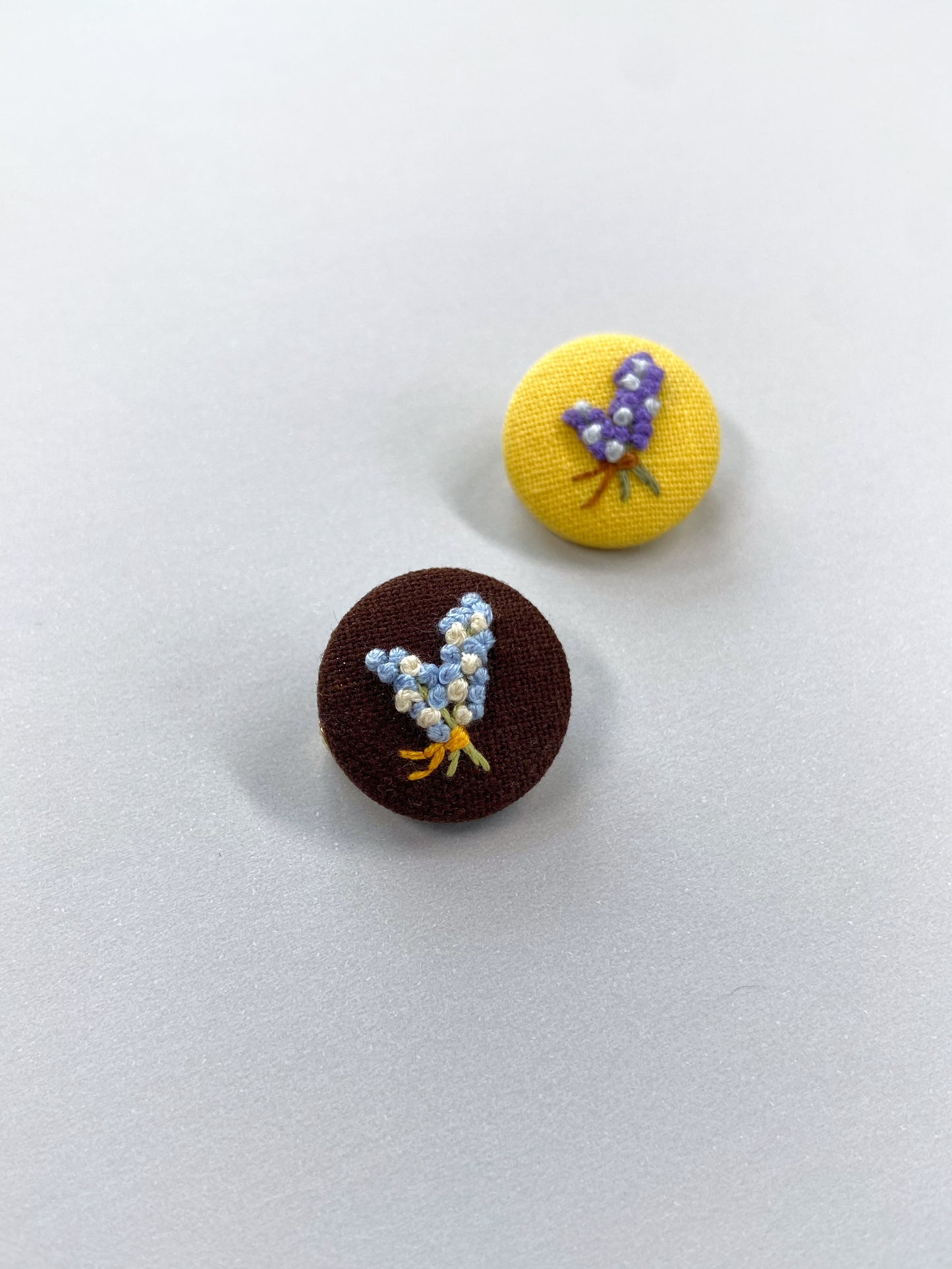 IEP006_Embroidered Brooch Pin